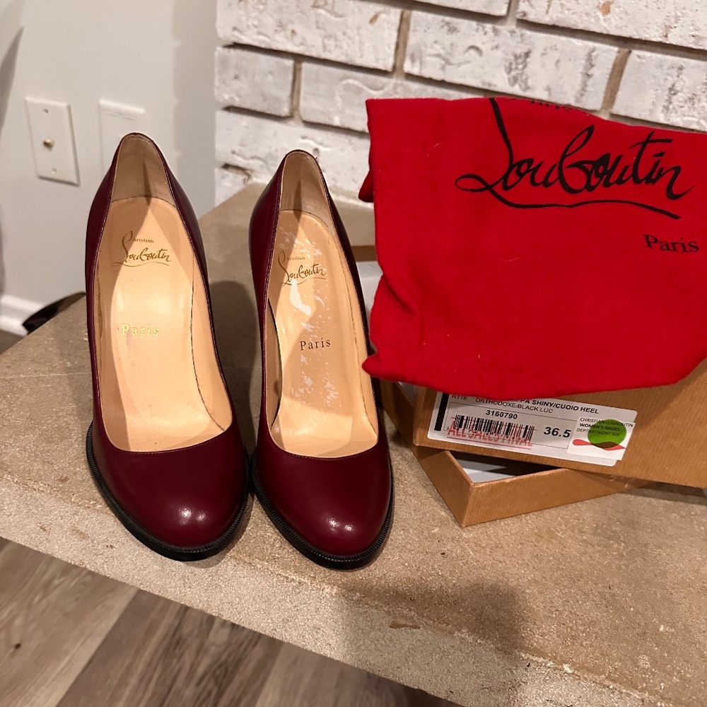 ✨ Christian Louboutin London B 100 – Size 36.5 – Mint Condition ✨